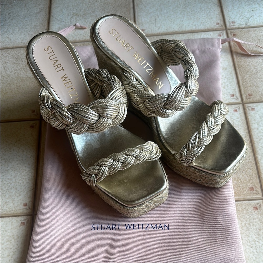 Stuart Weitzman Gold Braided Women's wedges style Braida Platino size 8.5